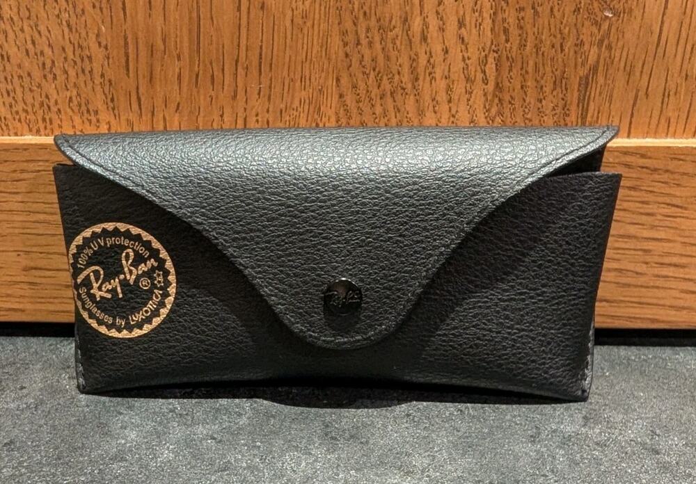 Ray-Ban Black Pebble Leather Case ONLY Snap Close Felt Lined Gold Logo Soft/Hard